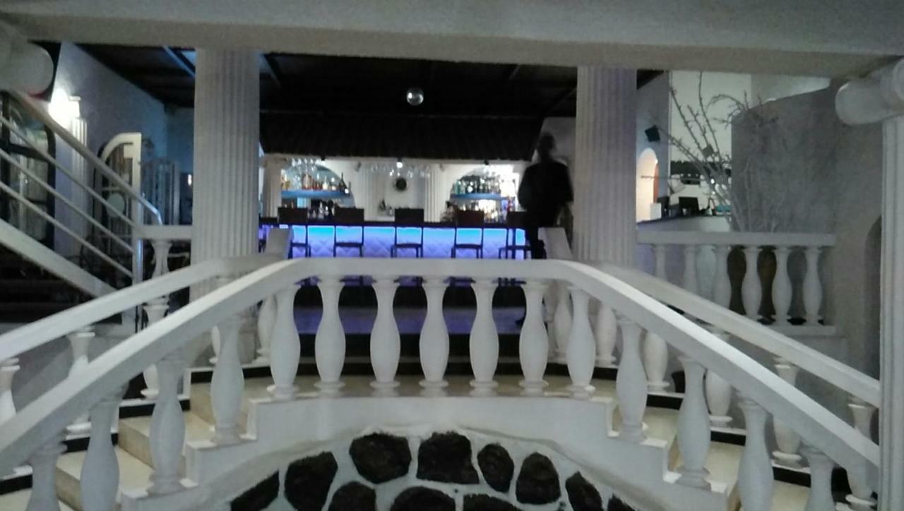 Hotel Restaurant Hellenique Appartements キガリ エクステリア 写真