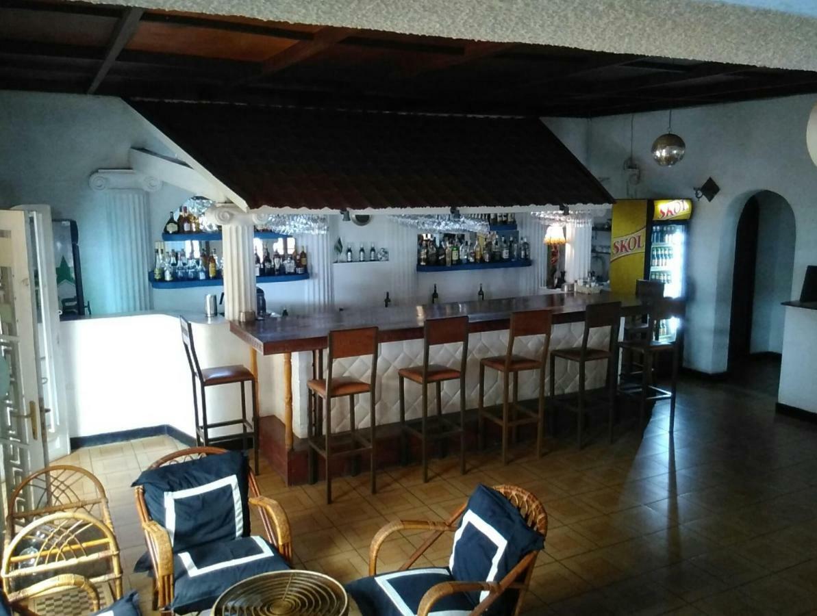 Hotel Restaurant Hellenique Appartements キガリ エクステリア 写真