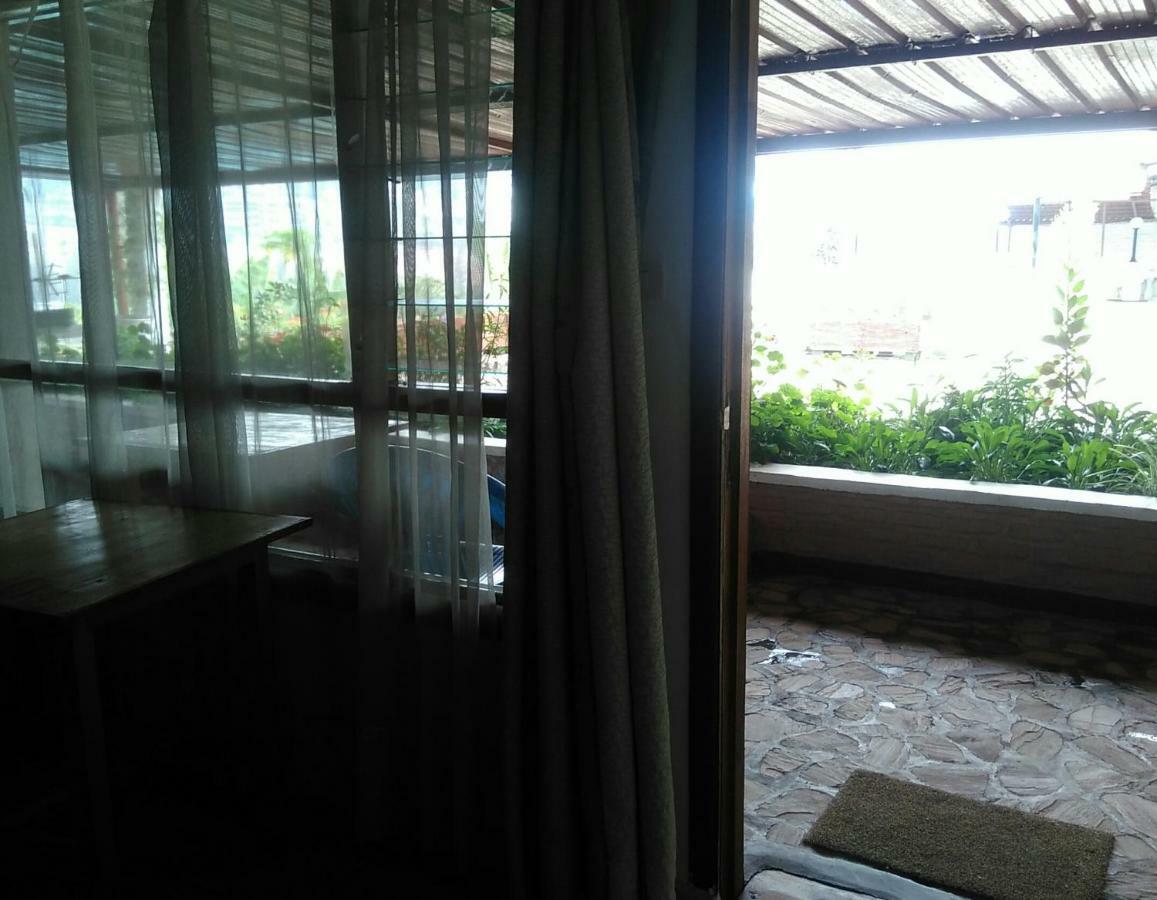Hotel Restaurant Hellenique Appartements キガリ エクステリア 写真
