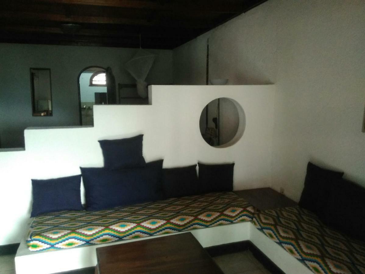 Hotel Restaurant Hellenique Appartements キガリ エクステリア 写真